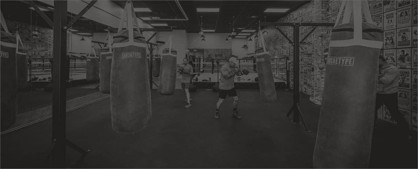 People boxing